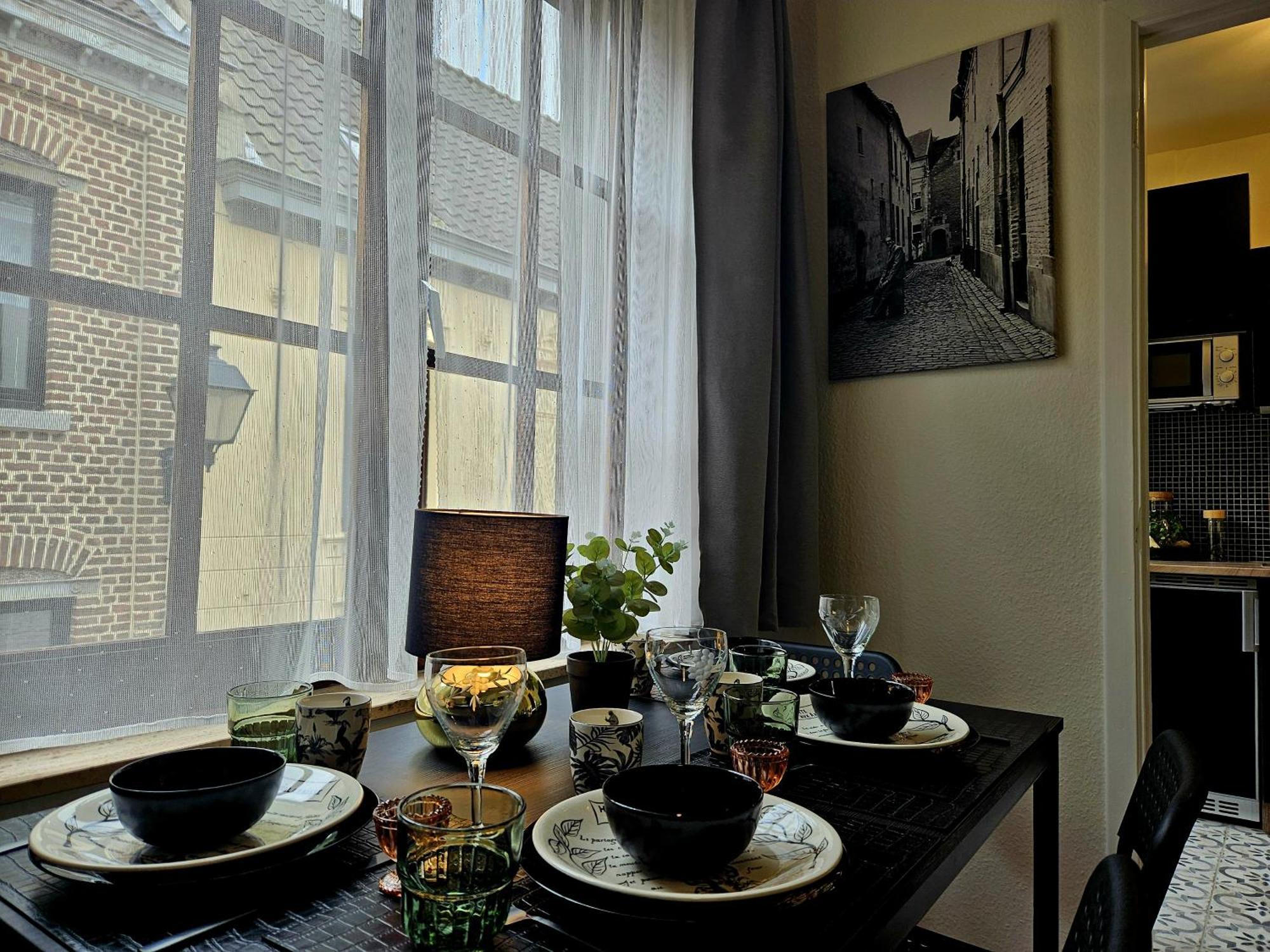 Apartamento Begijnhof Historica Tongeren Exterior foto