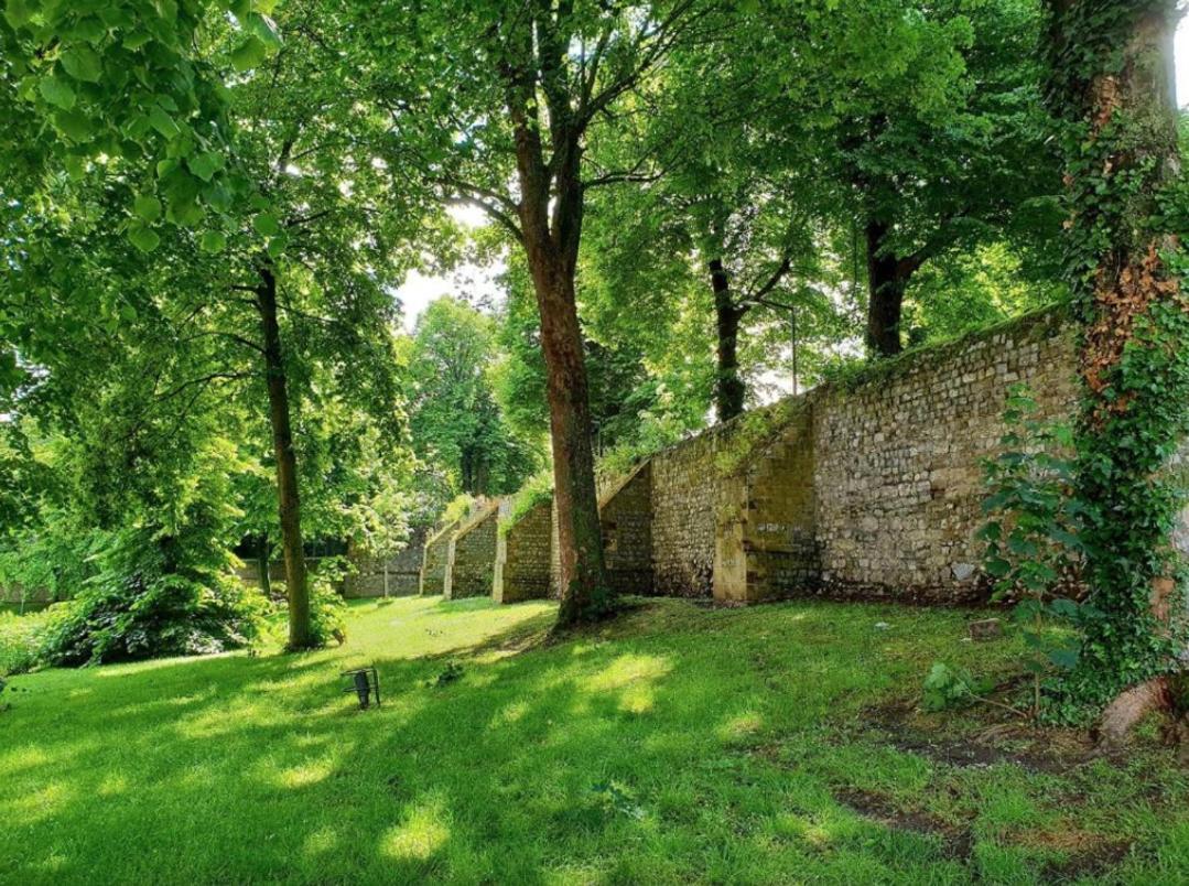 Apartamento Begijnhof Historica Tongeren Exterior foto